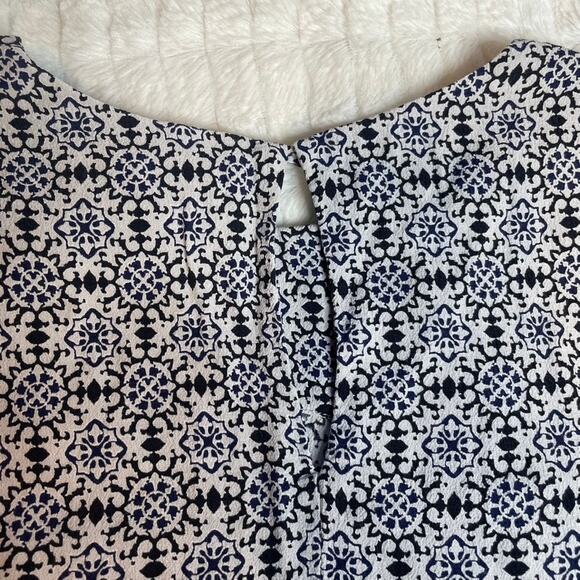 H&M Black White Short Sleeve Blouse 6 Small Work Office Dress Shirt‎ - Picture 4 of 4